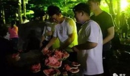 学校浴室吃瓜事件,吃瓜事件背后的真相与反思