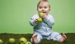 小孩吃瓜是意忍,小孩吃瓜的意忍瞬间