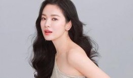 宋慧乔吃瓜在线观看,明星日常娱乐瞬间