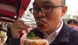 吃瓜围观图,揭秘吃瓜围观背后的社会现象