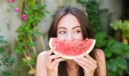 琳小妹饰品吃瓜,揭秘网红爆款背后的吃瓜故事