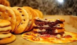 幼儿吃馕瓜,甜蜜滋味与成长记忆的交织