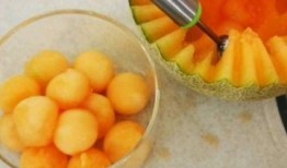 吃完哈密瓜可以吃鲍鱼吗,美味搭配的饮食探索