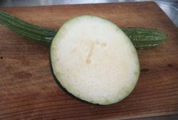 瓜酱今日吃瓜,揭秘娱乐圈最新热点事件