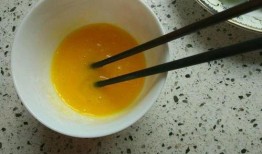 吃瓜鸡蛋打汤,吃瓜鸡蛋打汤，营养滋补的养生佳品