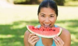 爱看吃瓜的女生,揭秘爱看吃瓜女生的独特魅力