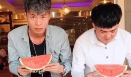 吃瓜比赛爆笑视频,吃瓜比赛爆笑视频盘点，笑到肚子疼！