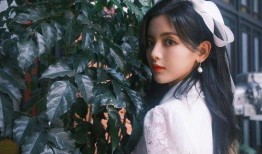 吃瓜少女张小寒三亚,吃瓜少女的欢乐三亚行