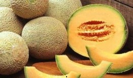 桃子和哈密瓜能一起吃吗